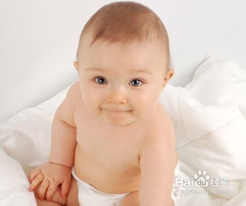 婴儿拉肚子照片：婴儿拉肚子照片，识别症状与家庭护理指南