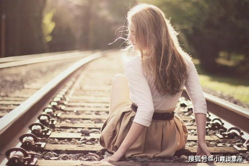 已婚女人梦见自己飞起来：已婚女人梦见自己飞起来，自由与束缚的双重隐喻