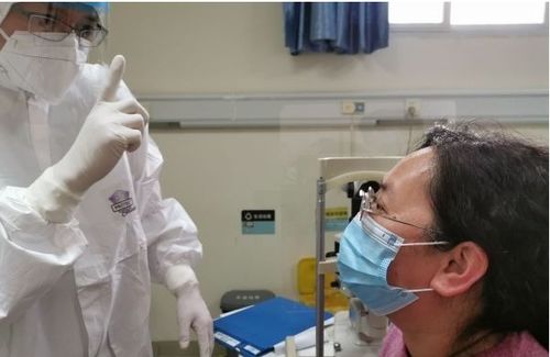 飞蚊症怎么治疗恢复：飞蚊症困扰视力？了解治疗与恢复，重获清晰视界