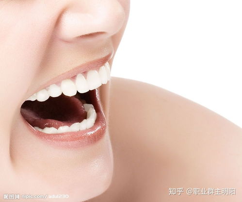 隔三差五梦见牙齿掉了：解密落牙梦，为何总在夜里掉牙？