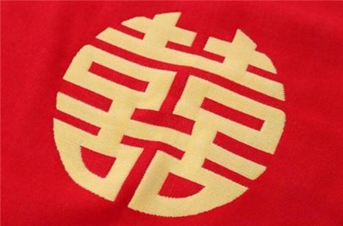 5月适宜结婚黄道吉日：五月天作之合，2025年5月适宜结婚的黄道吉日全解析