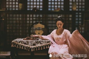 逢火姻缘中的女演员：火映荧幕，命理之谜，她与火相遇，命运随之燃烧