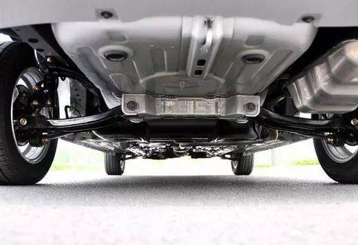 如何判断一辆车的底盘稳定性? 如何判断一辆车的底盘稳定性?