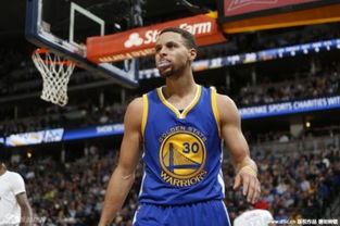 勇士胜掘金 库里砍42分命中关键三分 勇士胜掘金 库里砍42分命中关键三分