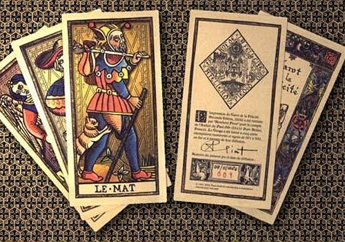 塔罗牌笼子:塔罗牌笼子,当神秘学成为心理牢笼 塔罗牌笼子:塔罗牌笼子,当神秘学成为心理牢笼