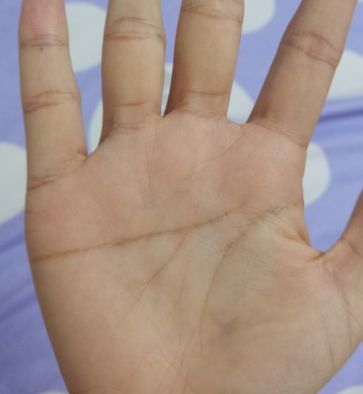 女生右手掌姻缘线断了:右手掌姻缘线断了?解读背后的玄学与现实启示