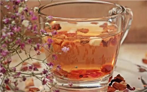 甘草泡水喝的正确方法:甘草泡水喝的正确方法,健康养生更安心! 甘草泡水喝的正确方法:甘草泡水喝的正确方法,健康养生更安心!