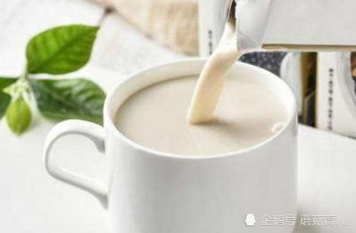 牛奶是早上喝好还是晚上喝好:牛奶是早上喝好还是晚上喝好?