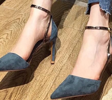 梦见别人给我买鞋是什么意思：梦见别人给我买鞋，是预示好运还是隐藏的提醒？