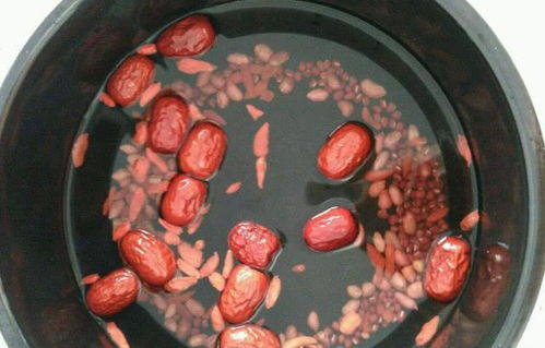 13种下奶的食物:科学坐月子,13种黄金食材助力妈妈下奶,宝宝吃得香妈妈更轻松! 13种下奶的食物:科学坐月子,13种黄金食材助力妈妈下奶,宝宝吃得香妈妈更轻松!