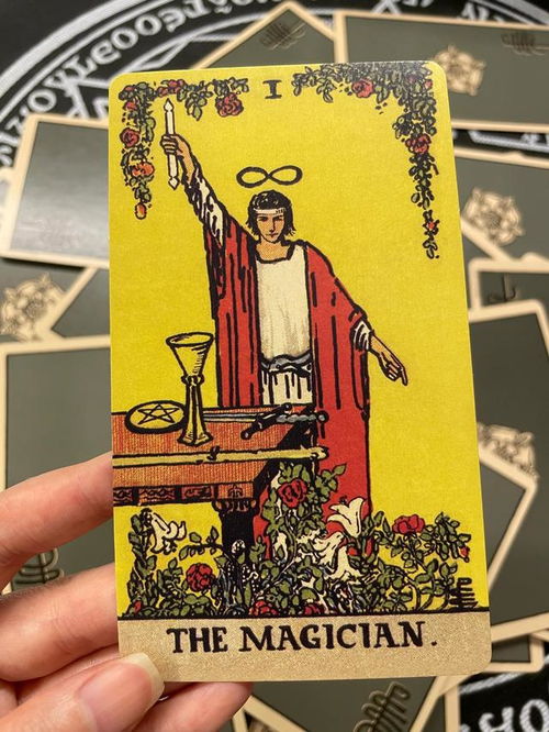 塔罗牌英译:塔罗牌英译,跨越文化与语言的神秘密码 塔罗牌英译:塔罗牌英译,跨越文化与语言的神秘密码