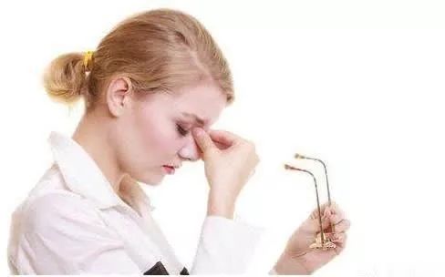 右眼一直跳是因为什么原因:右眼一直跳?你可能正在经历这5种原因 右眼一直跳是因为什么原因:右眼一直跳?你可能正在经历这5种原因