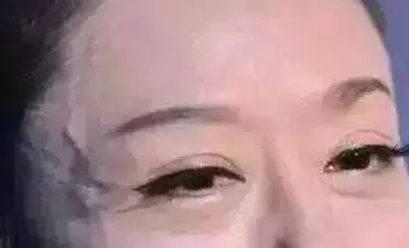右眼皮跳怎么化解:右眼皮跳是吉兆还是凶兆?科学解读+传统化解法,助你破解玄学密码 右眼皮跳怎么化解:右眼皮跳是吉兆还是凶兆?科学解读+传统化解法,助你破解玄学密码
