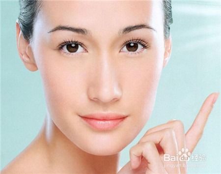脸上美白用什么方法最好:脸上美白用什么方法最好?科学有效的美白方案终极指南