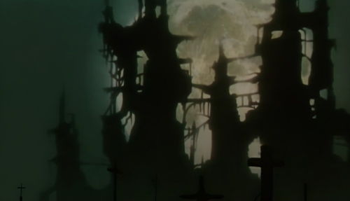 梦见被鬼缠身有人解救：午夜惊魂，梦中被缠无人救