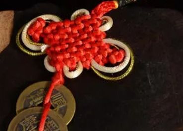 姻缘红绳求到了怎么处理:姻缘红绳求到了怎么处理?传统文化与现代心理的双重解读 姻缘红绳求到了怎么处理:姻缘红绳求到了怎么处理?传统文化与现代心理的双重解读