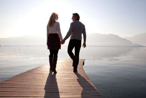 能被水瓶男看上的女人:独立、理性、自由灵魂,解码水瓶男的择偶密码 能被水瓶男看上的女人:独立、理性、自由灵魂,解码水瓶男的择偶密码