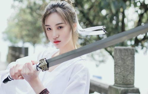 比狐狸还狡猾的星座女：比狐狸还狡猾的星座女，精准拿捏人性的十二星座生存法则