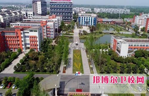 成都铁路卫生学校（成都铁路卫生学校是中专还是大专）