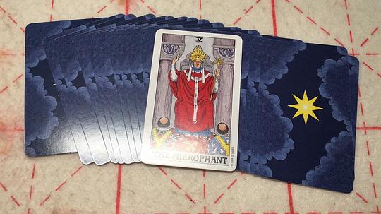 典藏塔罗牌和韦特塔罗牌:典藏塔罗牌与韦特塔罗牌,探索神秘世界的双面钥匙