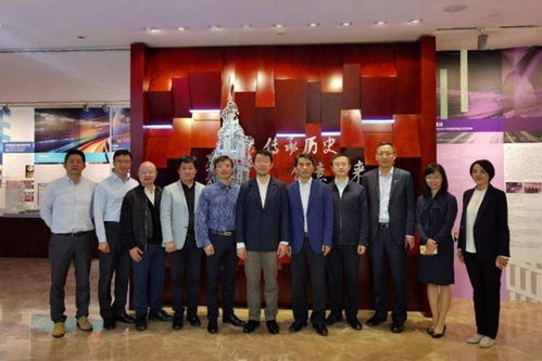 华建集团:华东建筑集团股份有限公司第十一届董事会第十二次会议决议公告