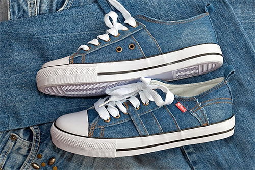 男人梦见丢鞋子有什么预兆：男人梦见丢鞋子，民间说法与现代解读