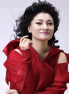 金牛女:金牛女,用土地滋养生命的财富与坚韧派女性