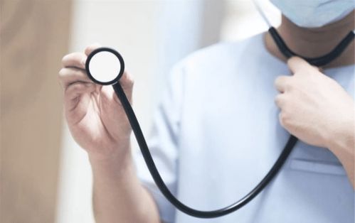 报考警校提前多久做近视手术(不建议考警校的原因)