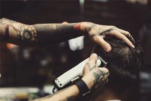 梦到剪发是什么预兆:梦到剪发是什么预兆?解析梦境中的剪发象征与人生启示 梦到剪发是什么预兆:梦到剪发是什么预兆?解析梦境中的剪发象征与人生启示