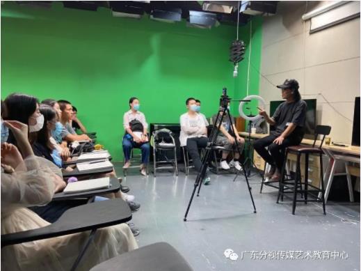 高三临时决定艺考可行吗(高三学美术艺考来得及吗)