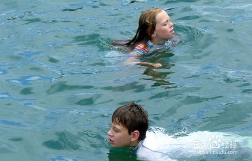 男人梦见游泳是什么预兆:梦里游泳,男人要注意什么? 男人梦见游泳是什么预兆:梦里游泳,男人要注意什么?