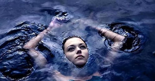 梦见死去的亲人又死了:双重死亡之梦,当梦境与现实交织的生死寓言 梦见死去的亲人又死了:双重死亡之梦,当梦境与现实交织的生死寓言