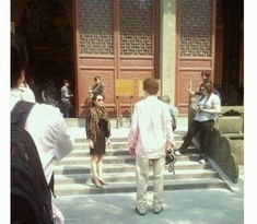 梦见拜佛磕头下跪：梦见拜佛磕头下跪，解密梦境中的虔诚与心灵探索