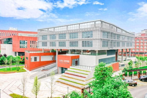 上海理工大学是211吗（上海理工大学是211吗?）