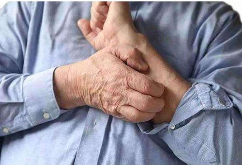 附睾炎症状：附睾炎症状，男性健康不可忽视的警示信号