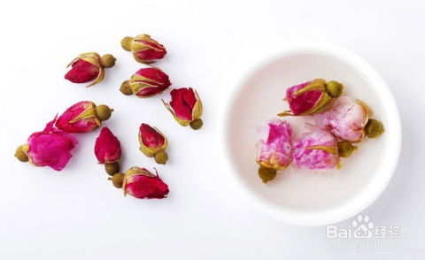 玫瑰花茶的功效与作用:玫瑰花茶,不只是浪漫,更是你的健康守护者