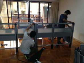 梦见被迫搬家收拾东西：梦里被迫搬家，一场潜意识的告别与焦虑