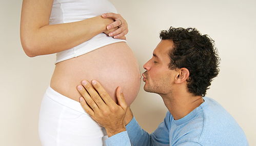 巨蟹座男生的性格脾气特点和缺点：巨蟹座男生，温柔体贴背后的敏感与依赖