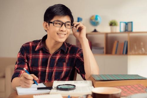 92年男猴姻缘配对运势：92年属猴男的姻缘配对运势，谁是最适合的伴侣？