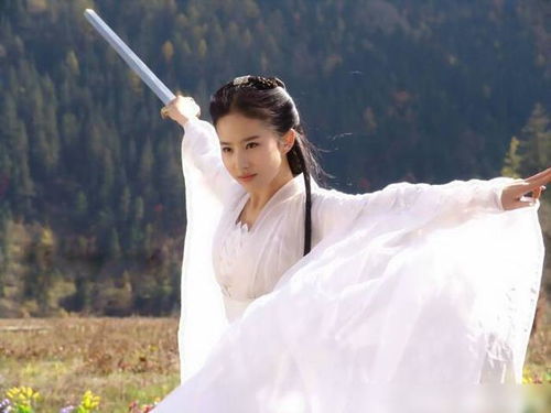 2024小龙女取什么名字好听：2024小龙女取名指南，古韵与新时代的完美融合