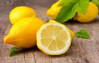 一天一个柠檬会过量吗：一天一个柠檬，健康还是伤身？