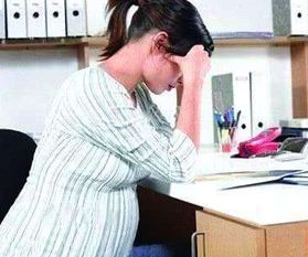 已婚中年梦见自己怀孕：梦醒时分，已婚中年女性梦见怀孕的心灵密码