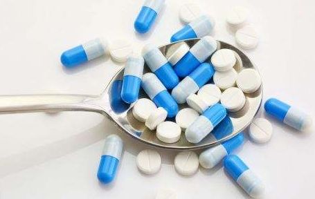 脑梗特效药一天一粒:脑梗的救命药一天一粒就够了?专家详解用药关键