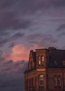 表面傻但城府深的星座：看似天真烂漫，实则运筹帷幄，十二星座中城府深沉的傻白甜