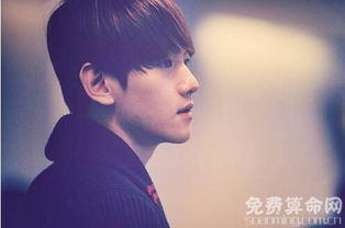 水瓶座男生渣不渣：水瓶座男生是渣吗？解码星座性格下的情感真相