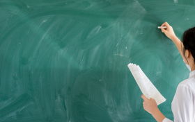 女生最吃香的三个师范专业（女生学师范哪个专业好）