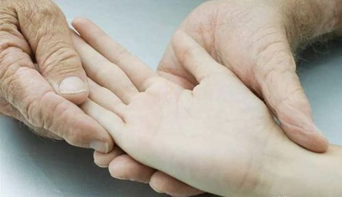 怎么通过手纹看姻缘大小:手纹中的姻缘密码,科学与传统的视角
