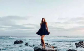 梦见自己光着全身很尴尬：光着身体的尴尬梦境，你不是一个人