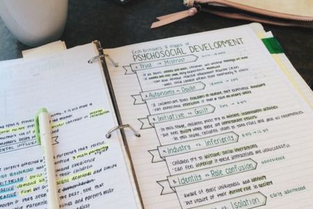 梦见自己在考试做卷子：解密梦境，梦见自己在考试做卷子，背后隐藏着什么？