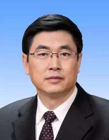 成都路桥：选举程宝平为职工代表董事